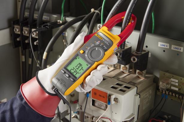 Fluke 378 Non-Contact Voltage True-rms AC/DC Clamp Meter with iFlex