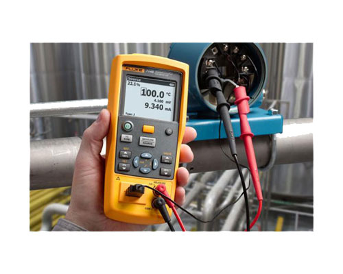 Fluke 714B Thermocouple Calibrator